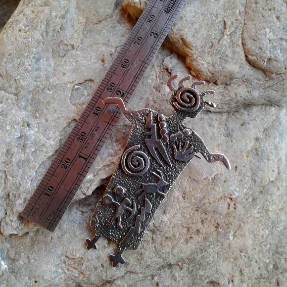 Sterling Silver NAVAJO SIGNED Petroglyph Art Pin/PENDANT